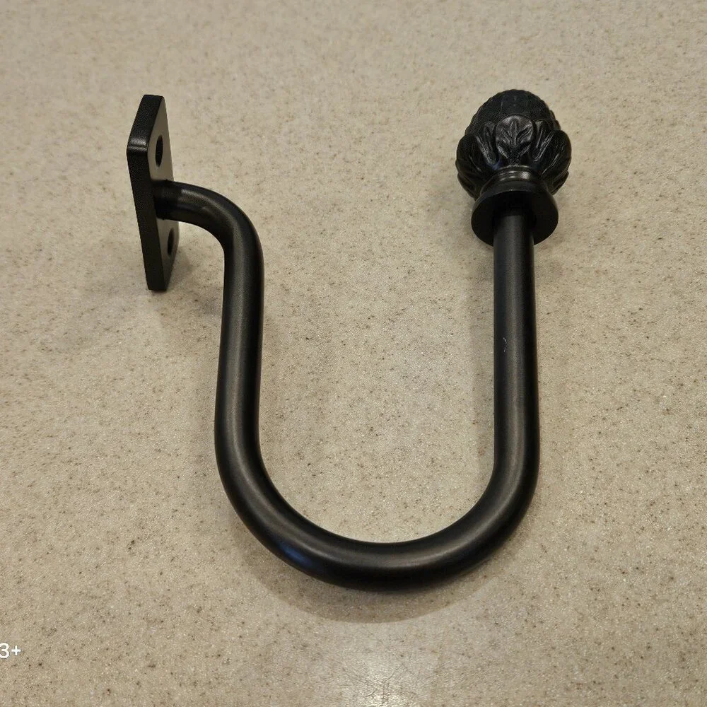 RARE NEW PAIR FRONTGATE PINEAPPLE OUTDOOR ALL WEATHER CURTAIN ROD TIEBACKS END